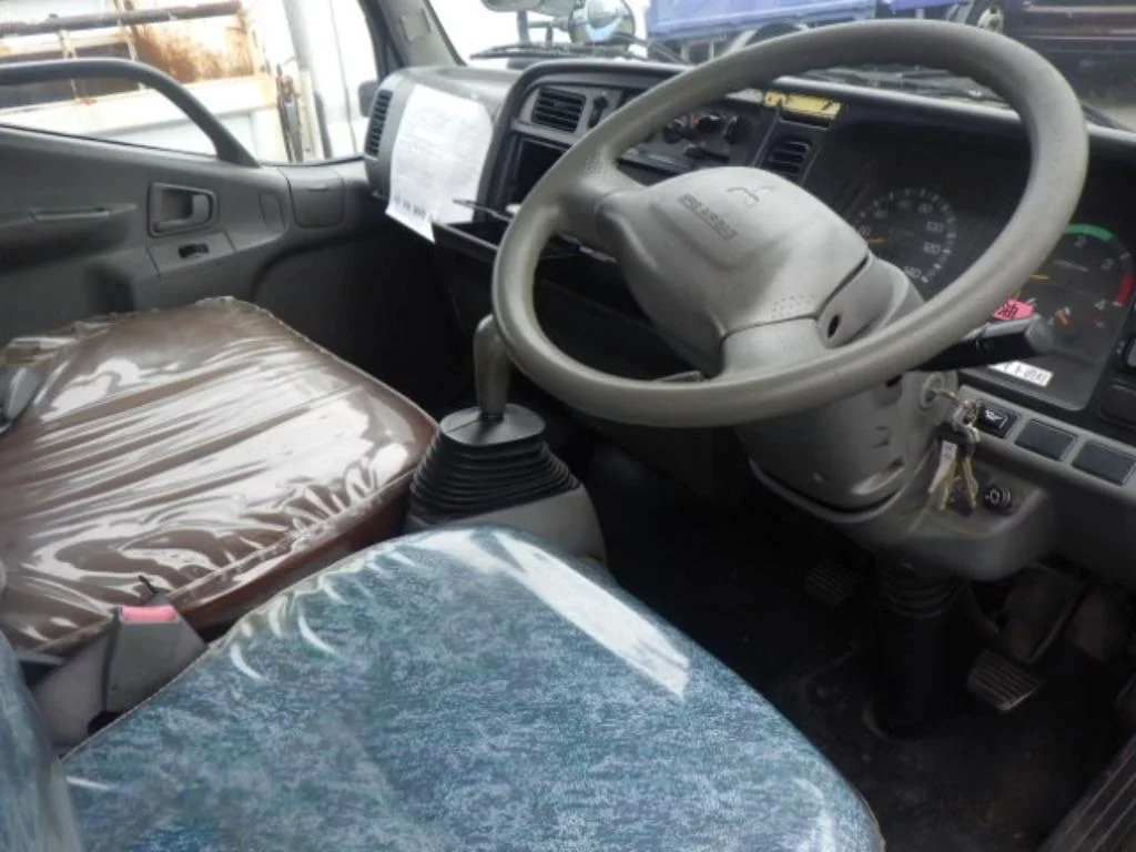 Mitsubishi Fuso Canter  с аукциона в Японии