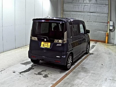Suzuki Spacia Custom