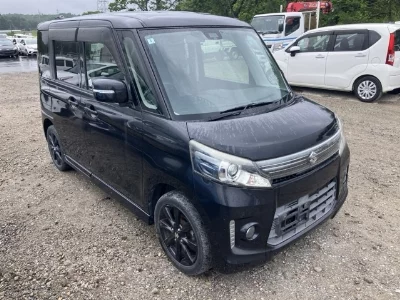 Suzuki Spacia Custom