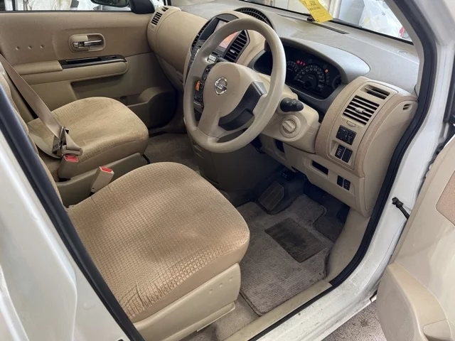 Nissan Lafesta  с аукциона в Японии