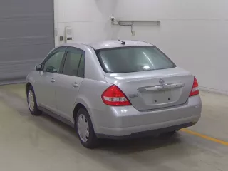 Nissan Tiida Latio