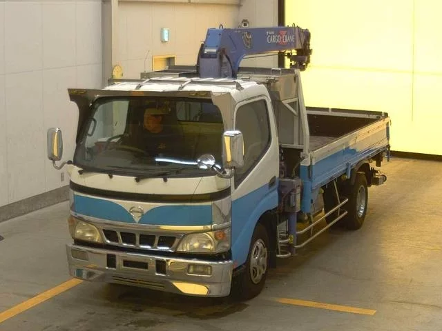 Hino Dutro  с аукциона в Японии