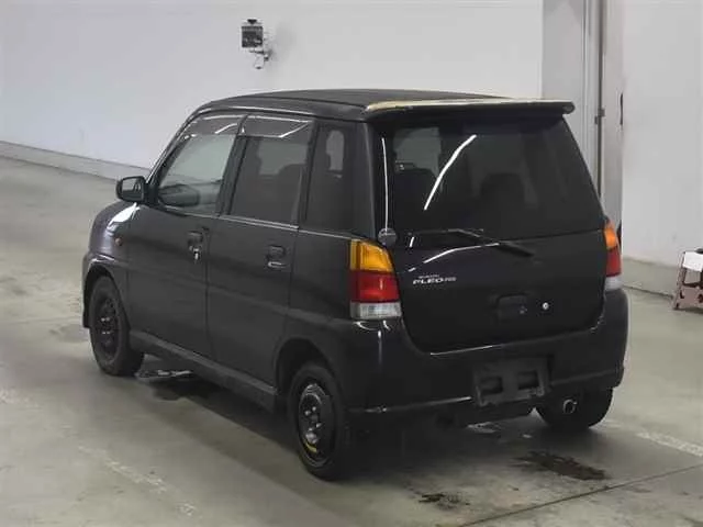 Subaru Pleo  с аукциона в Японии