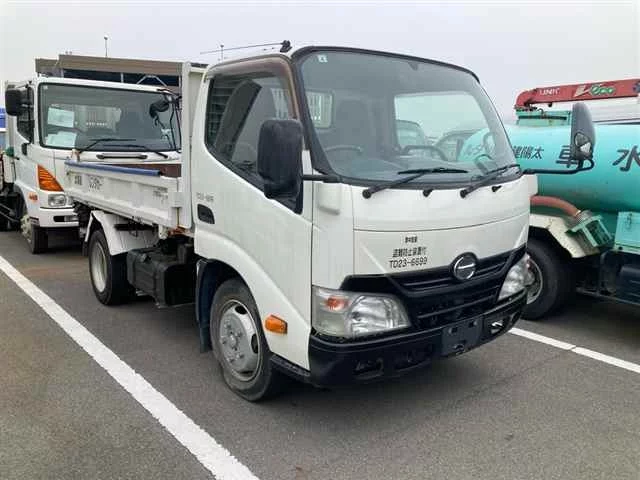 Hino Dutro  с аукциона в Японии
