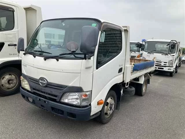 Hino Dutro  с аукциона в Японии