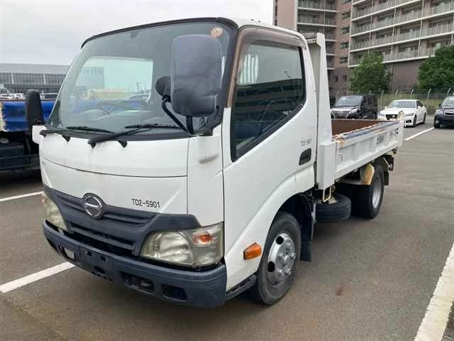 Hino Dutro  с аукциона в Японии
