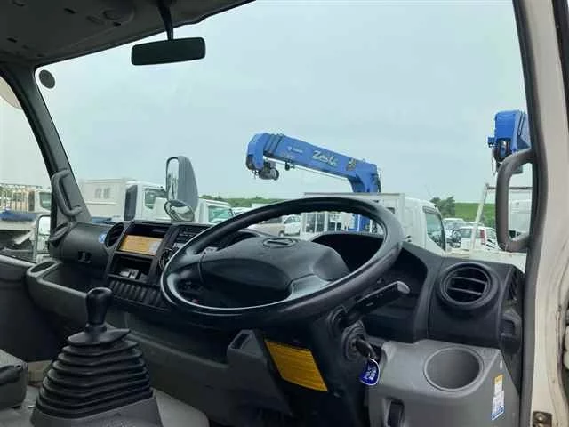 Hino Dutro  с аукциона в Японии