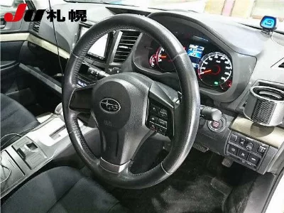 Subaru Legacy B4