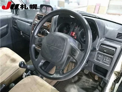 Mitsubishi Pajero Junior