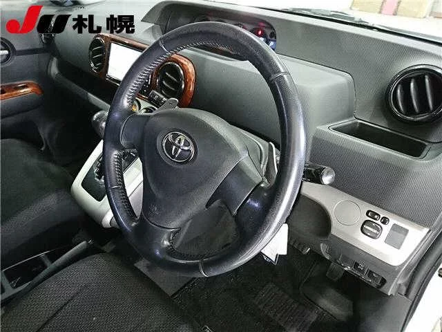 Toyota Corolla Rumion  с аукциона в Японии