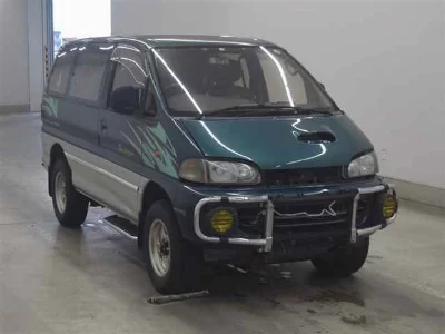 Mitsubishi DELICA SPACE GEAR