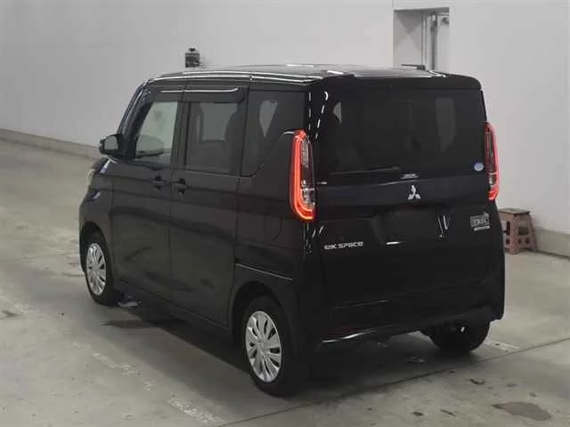 Mitsubishi eK X Space  с аукциона в Японии
