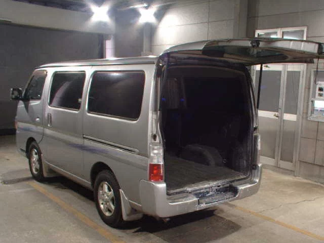 Nissan Caravan  с аукциона в Японии
