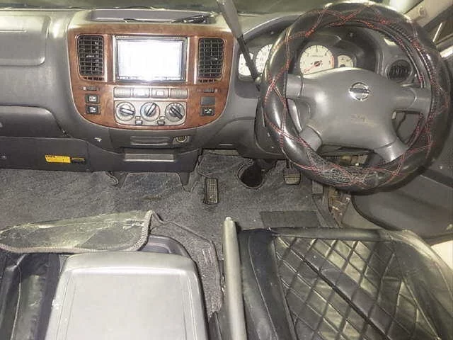 Nissan Caravan  с аукциона в Японии