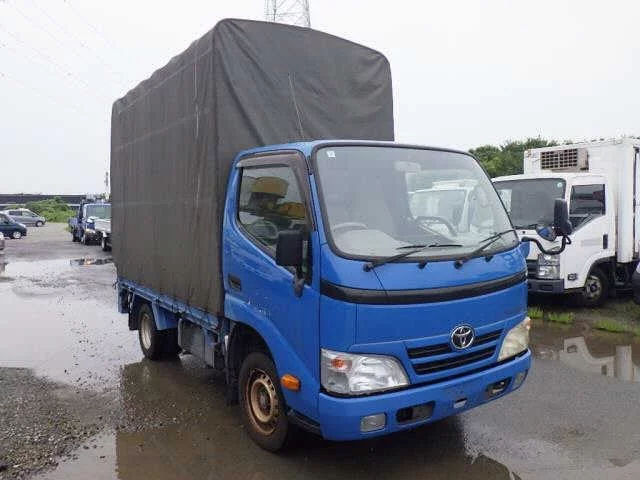 Toyota ToyoAce  с аукциона в Японии