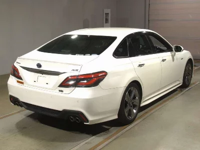 Toyota CROWN HYBRID