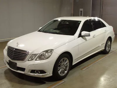 MERCEDES BENZ E CLASS