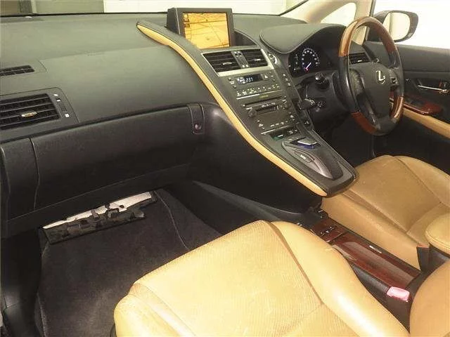 Lexus HS250h  с аукциона в Японии