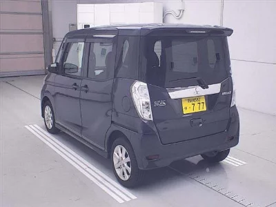 Mitsubishi eK X Space