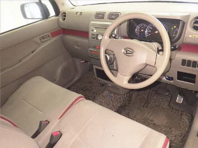 Daihatsu Move Conte