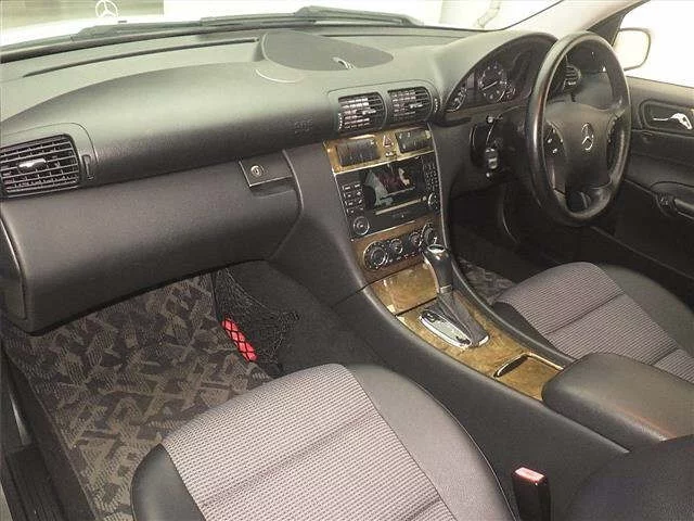 Mercedes-Benz C-Class  с аукциона в Японии