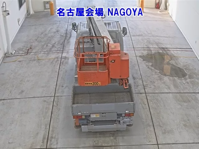 Hino Dutro  с аукциона в Японии