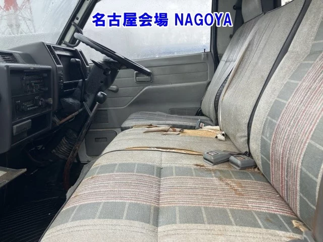 Isuzu Elf  с аукциона в Японии