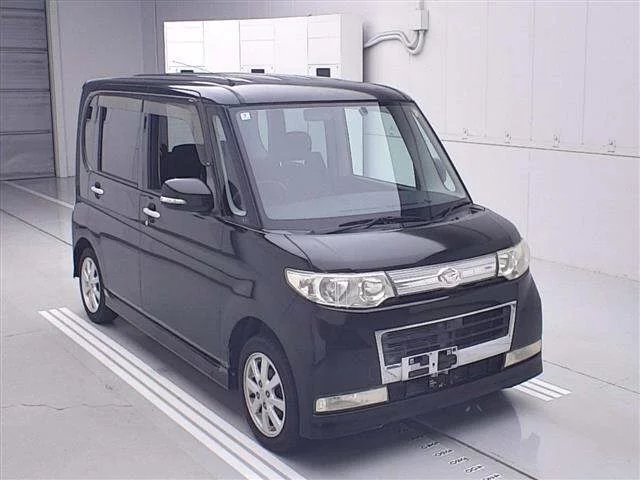 Daihatsu Tanto  с аукциона в Японии