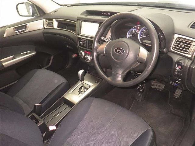 Subaru Exiga  с аукциона в Японии