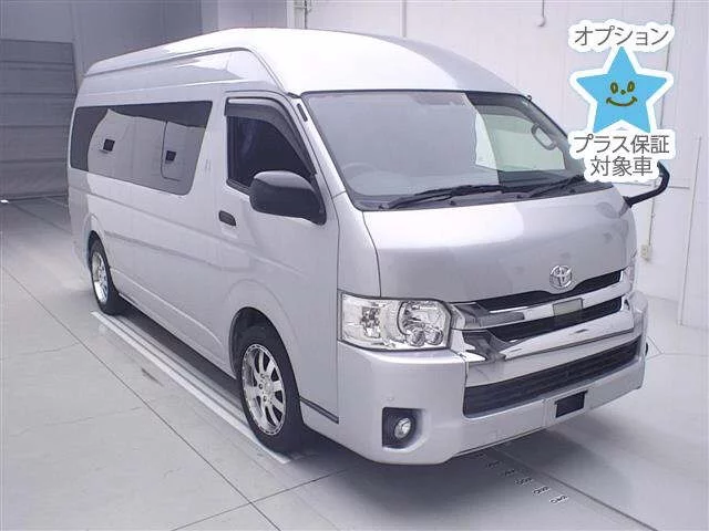 Toyota RegiusAce  с аукциона в Японии