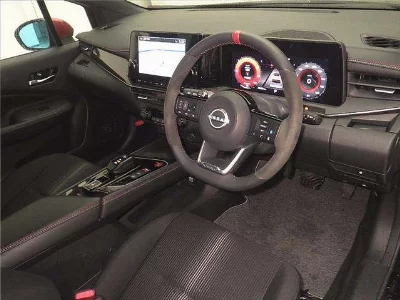 NISSAN AURA