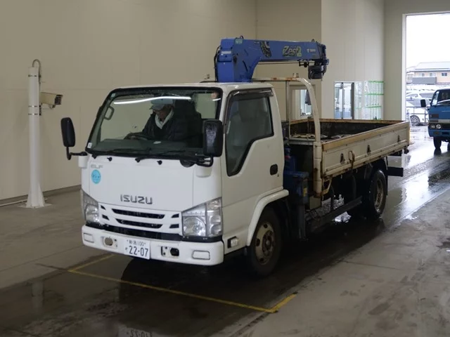 Isuzu Elf  с аукциона в Японии