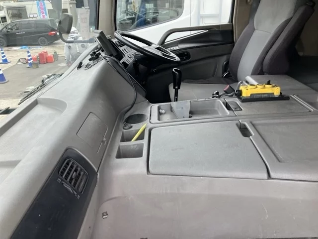 Mitsubishi Fuso Super Great  с аукциона в Японии