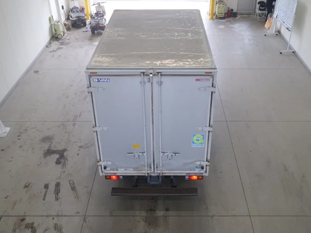 Mitsubishi Fuso Canter  с аукциона в Японии