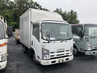 ISUZU ELF