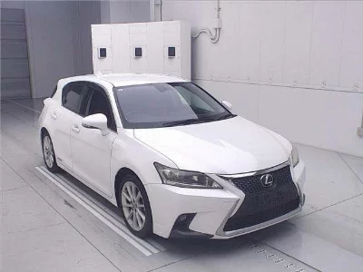 Lexus CT200h