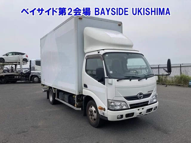 Hino Dutro  с аукциона в Японии