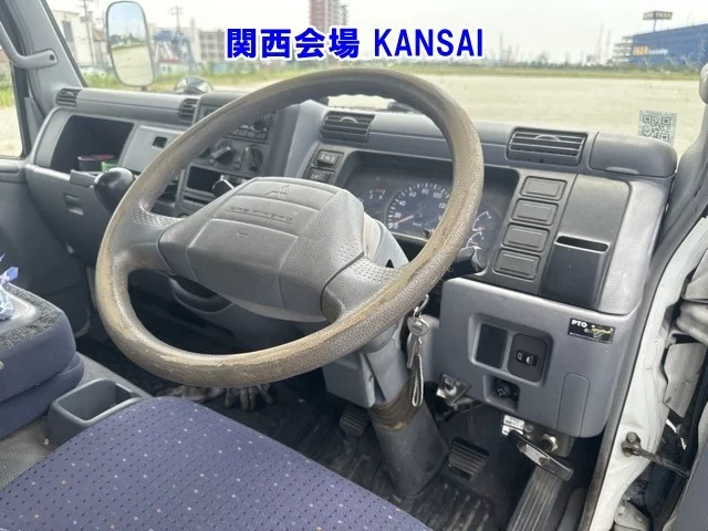 Mitsubishi Fuso Canter  с аукциона в Японии