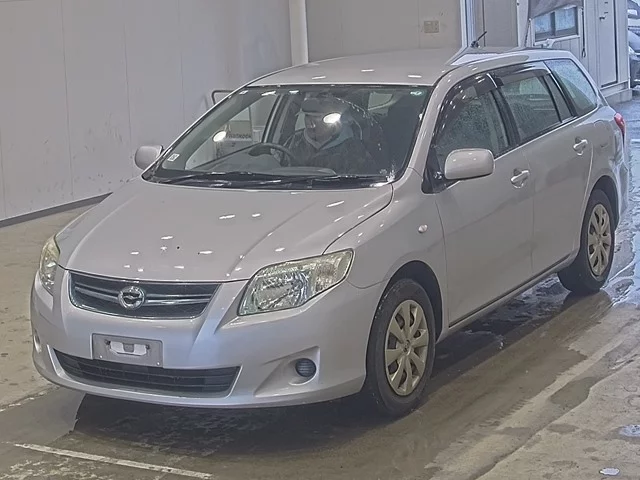 Toyota Corolla Fielder  с аукциона в Японии