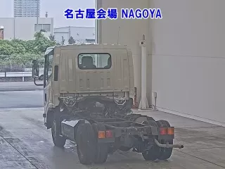 Isuzu Elf  с аукциона в Японии