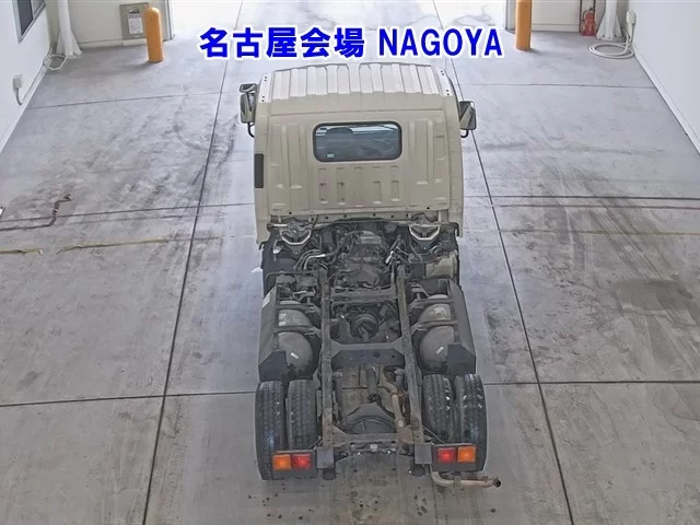 Isuzu Elf  с аукциона в Японии