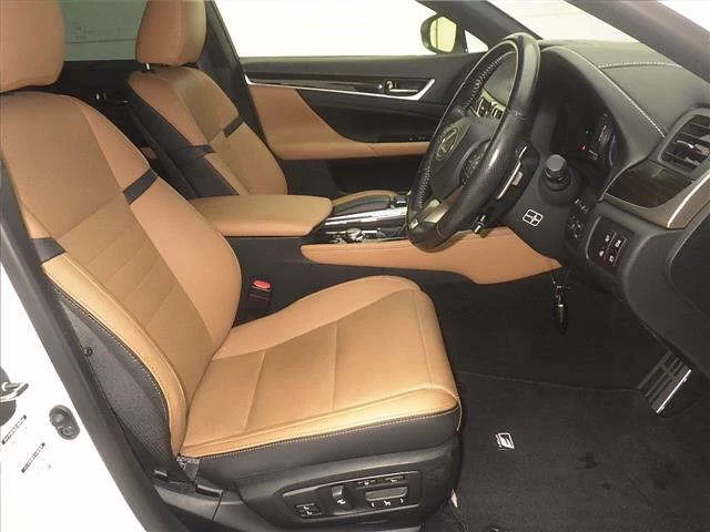Lexus GS  с аукциона в Японии