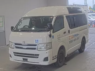 Toyota RegiusAce  с аукциона в Японии