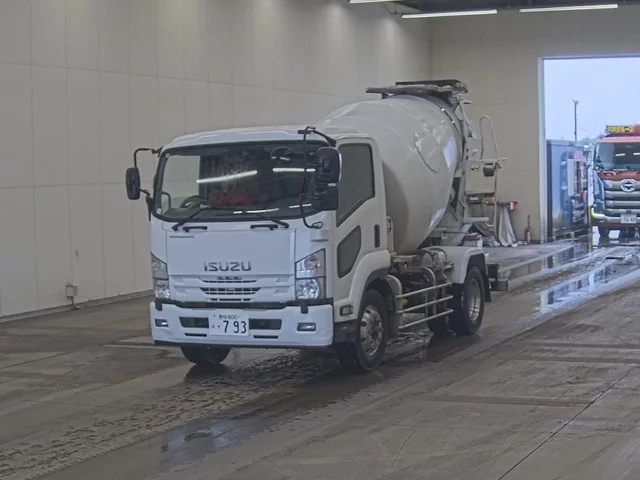 Isuzu Forward  с аукциона в Японии