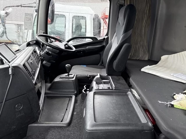 Hino Profia  с аукциона в Японии