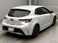 Цена авто Toyota Corolla Hatchback с аукционов Японии, номер кузова ZWE213H, пробег 80 000, оценка 8