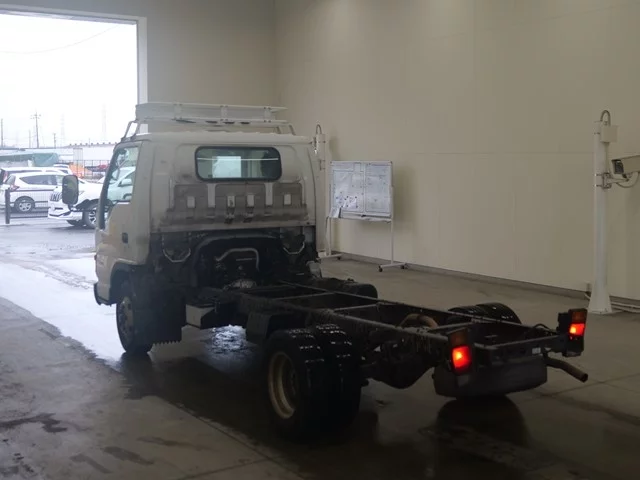 Isuzu Elf  с аукциона в Японии