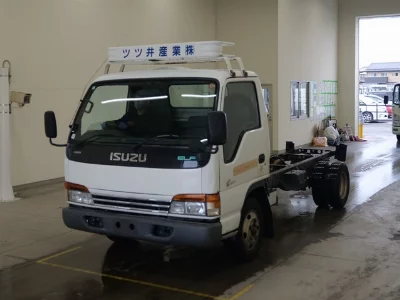 Isuzu Elf