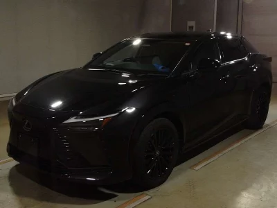 Lexus RZ450e