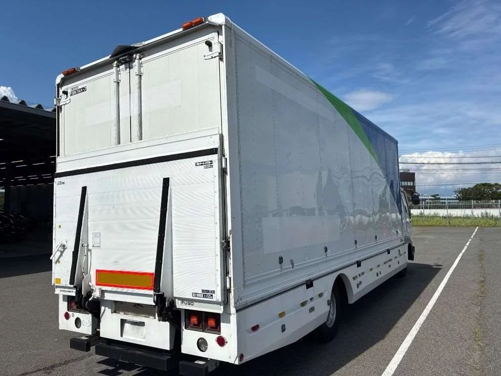 Mitsubishi Fuso Fighter  с аукциона в Японии